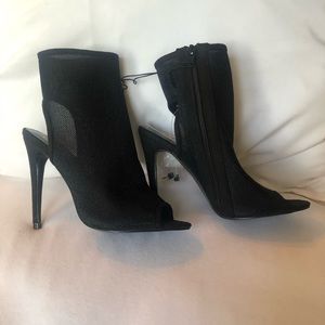 Brand new, Mesh / Peep Toe Heels 😍💖